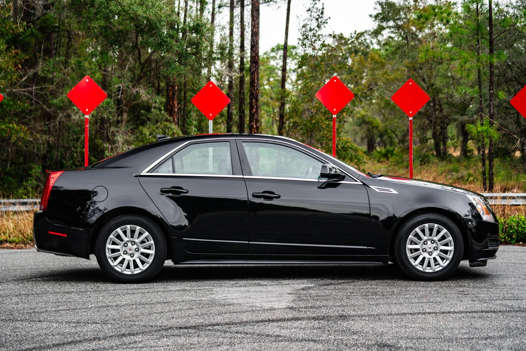 2010 Cadillac CTS 2nd Gen - Image 25 of 31