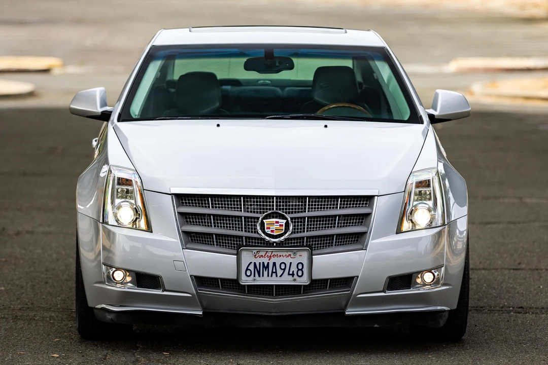 2010 Cadillac CTS 2nd Gen - Image 2 of 31