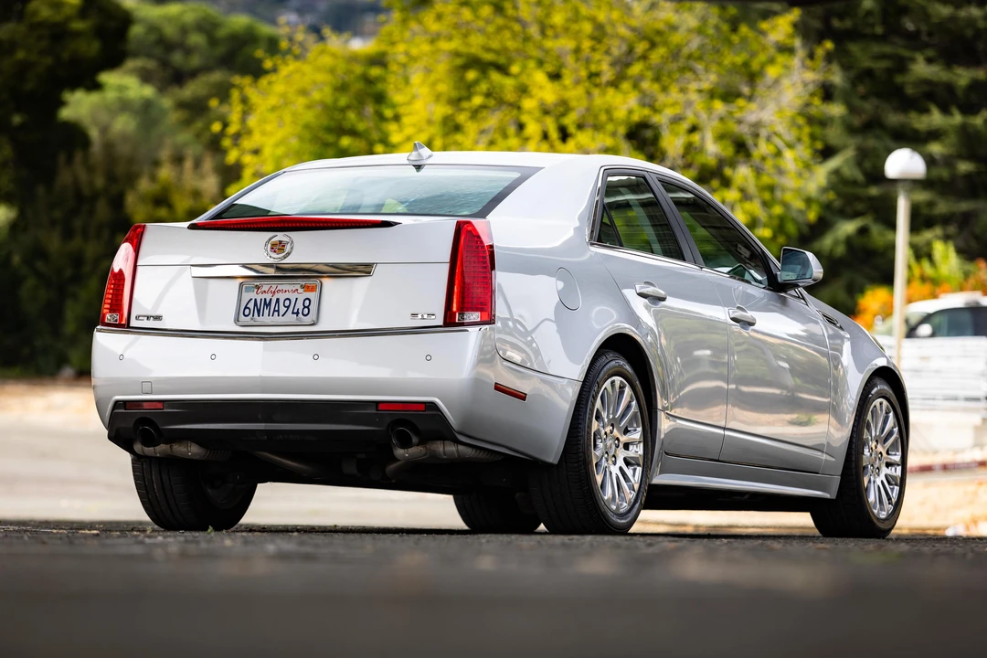 2010 Cadillac CTS 2nd Gen - Image 24 of 31
