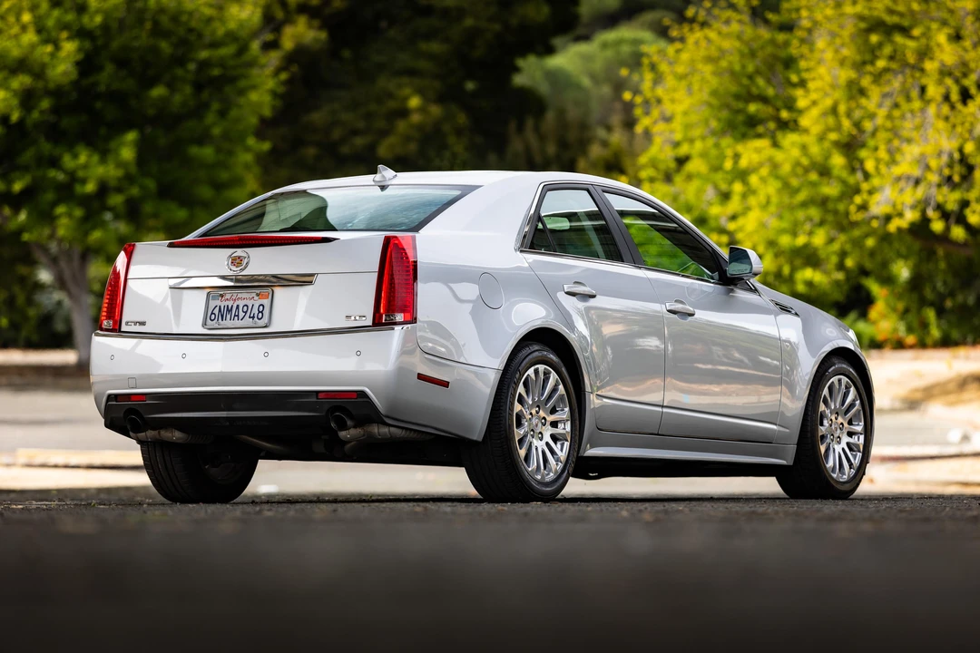 2010 Cadillac CTS 2nd Gen - Image 26 of 31