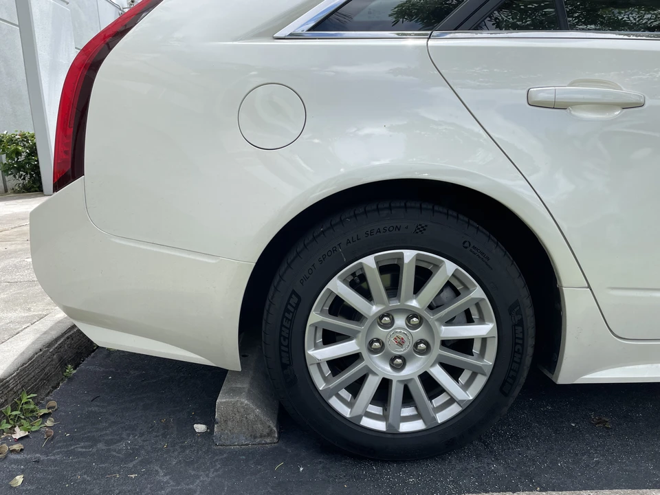 2010 Cadillac CTS 2nd Gen - Image 17 of 31