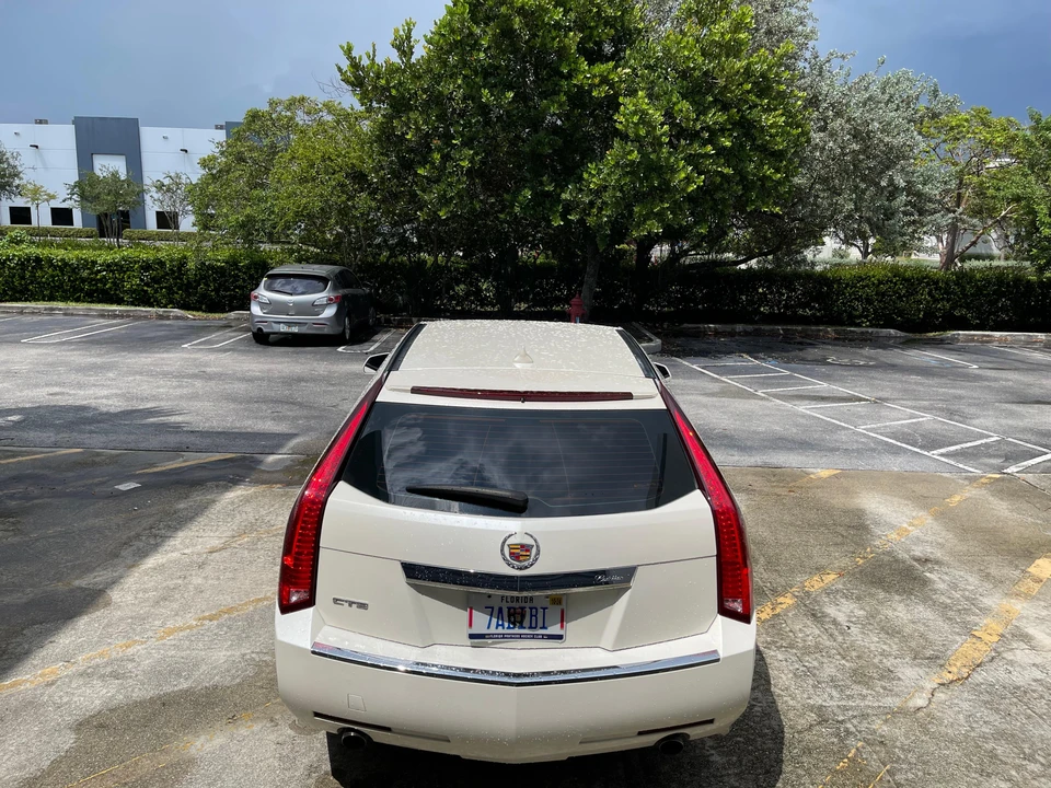 2010 Cadillac CTS 2nd Gen - Image 21 of 31