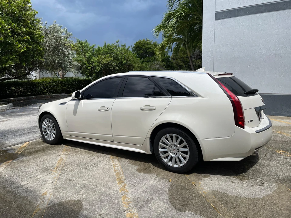 2010 Cadillac CTS 2nd Gen - Image 16 of 31