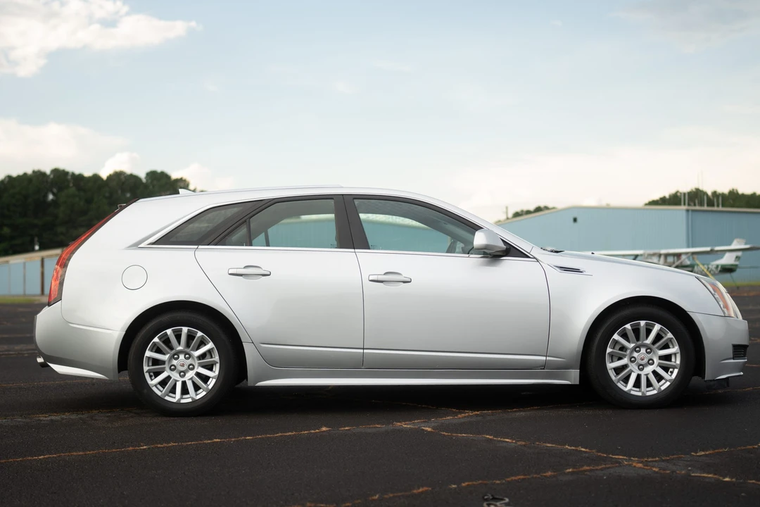 2010 Cadillac CTS 2nd Gen - Image 14 of 31