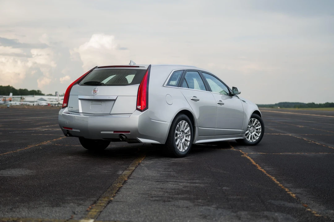 2010 Cadillac CTS 2nd Gen - Image 16 of 31