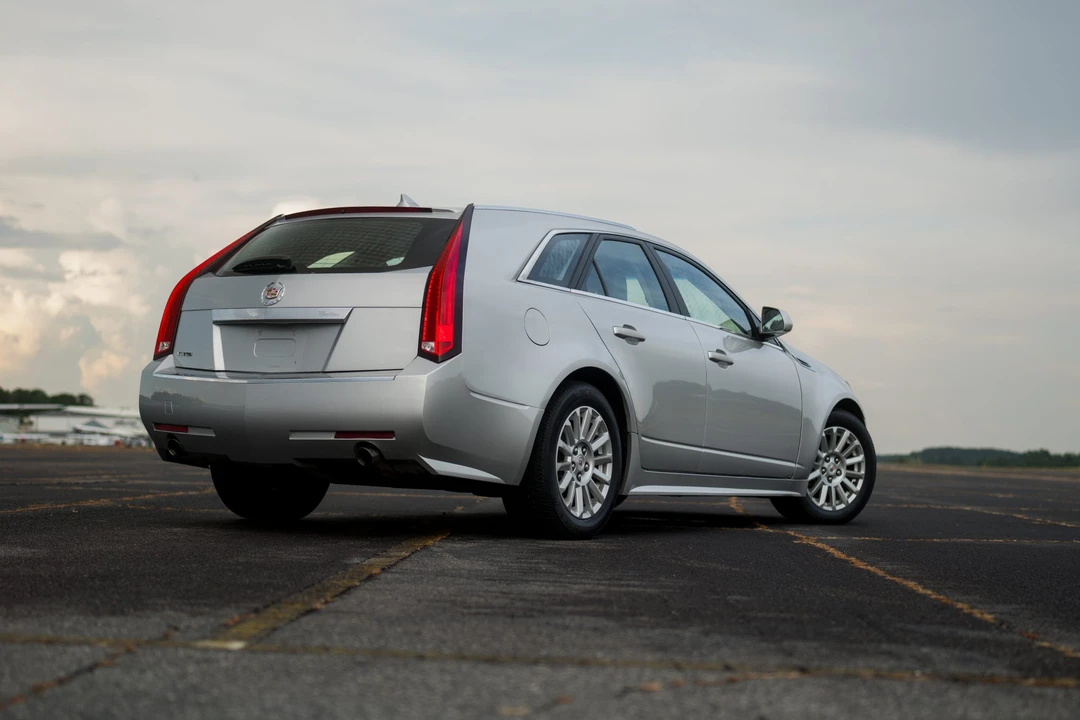 2010 Cadillac CTS 2nd Gen - Image 17 of 31