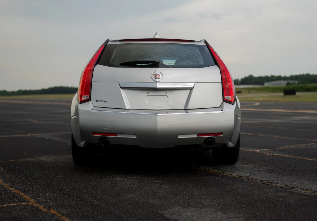2010 Cadillac CTS 2nd Gen - Image 19 of 31