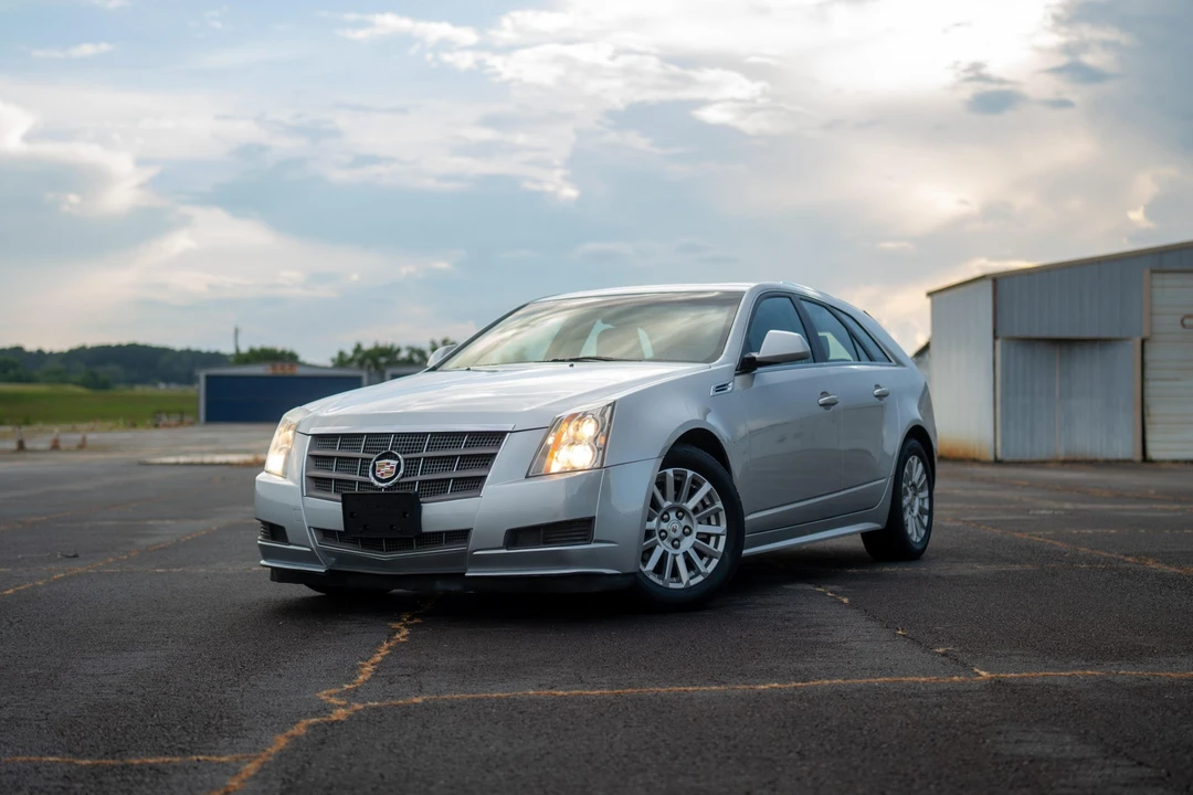 2010 Cadillac CTS 2nd Gen - Image 4 of 31