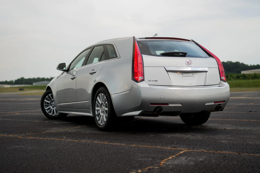 2010 Cadillac CTS 2nd Gen - Image 21 of 31