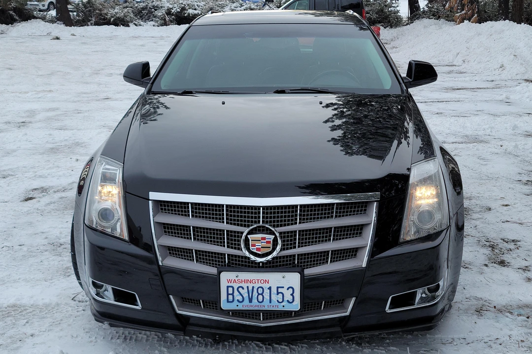 2010 Cadillac CTS 2nd Gen - Image 2 of 31