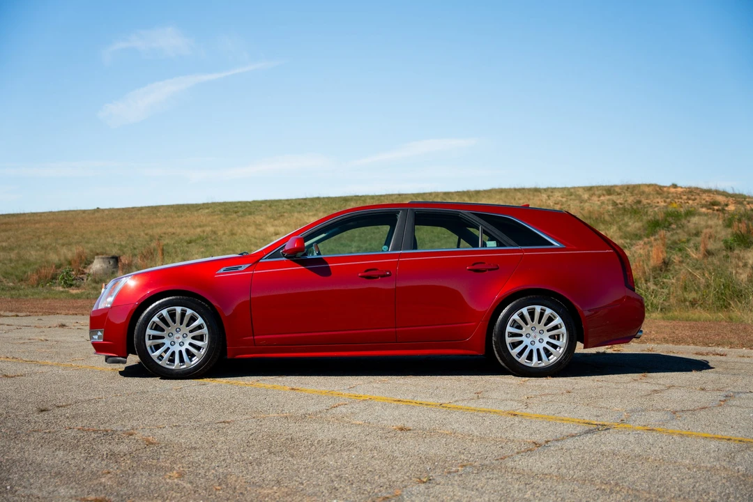 2010 Cadillac CTS 2nd Gen - Image 4 of 31