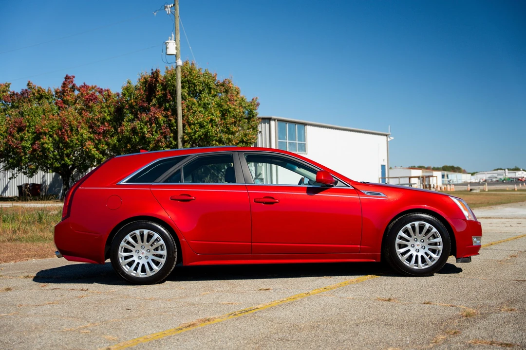 2010 Cadillac CTS 2nd Gen - Image 13 of 31