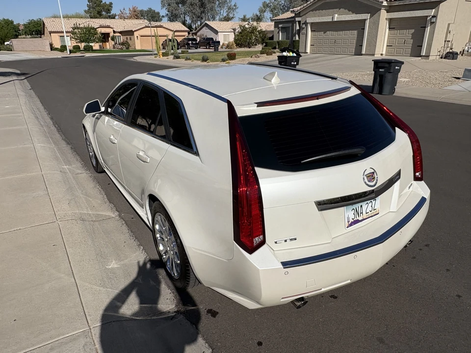 2010 Cadillac CTS 2nd Gen - Image 13 of 31