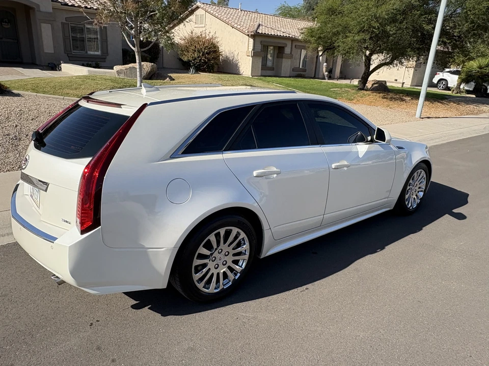 2010 Cadillac CTS 2nd Gen - Image 8 of 31