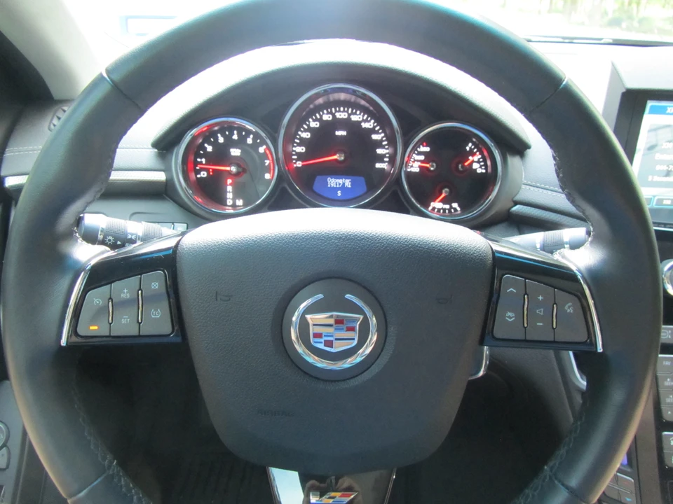 2010 Cadillac CTS-V 2nd Gen - Image 9 of 15
