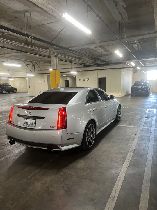 2010 Cadillac CTS-V 2nd Gen - Image 20 of 31
