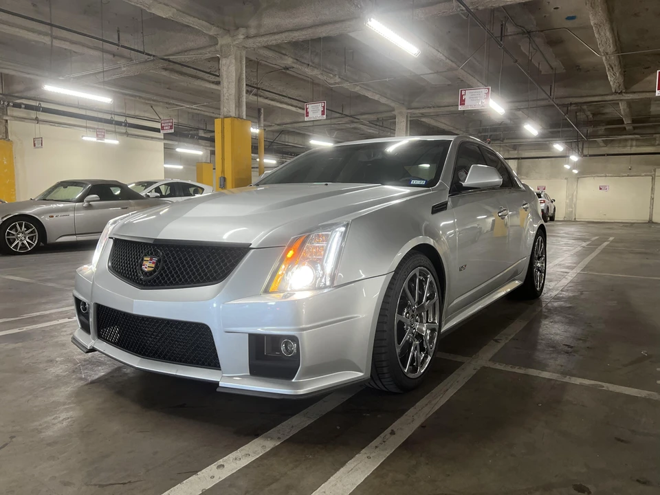 2010 Cadillac CTS-V 2nd Gen - Image 9 of 31