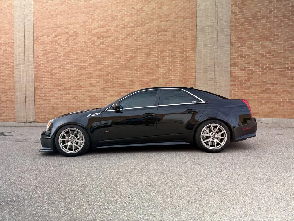 2010 Cadillac CTS-V 2nd Gen - Image 2 of 8