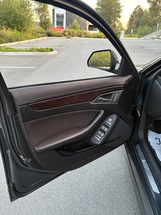2010 Cadillac CTS-V 2nd Gen - Image 11 of 20