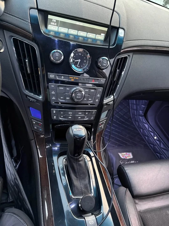 2010 Cadillac CTS-V 2nd Gen - Image 8 of 19