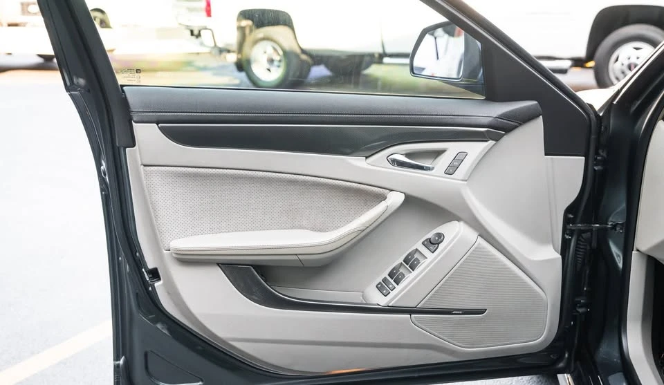 2010 Cadillac CTS-V 2nd Gen - Image 10 of 20