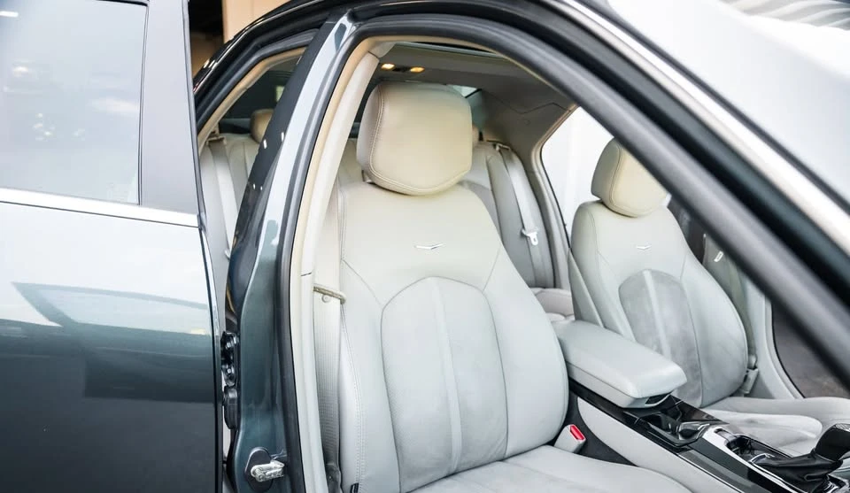 2010 Cadillac CTS-V 2nd Gen - Image 18 of 20