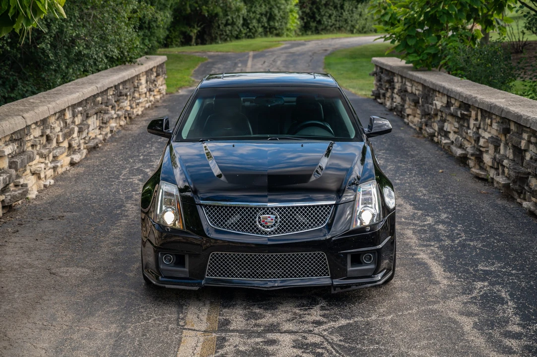 2010 Cadillac CTS-V 2nd Gen - Image 24 of 31