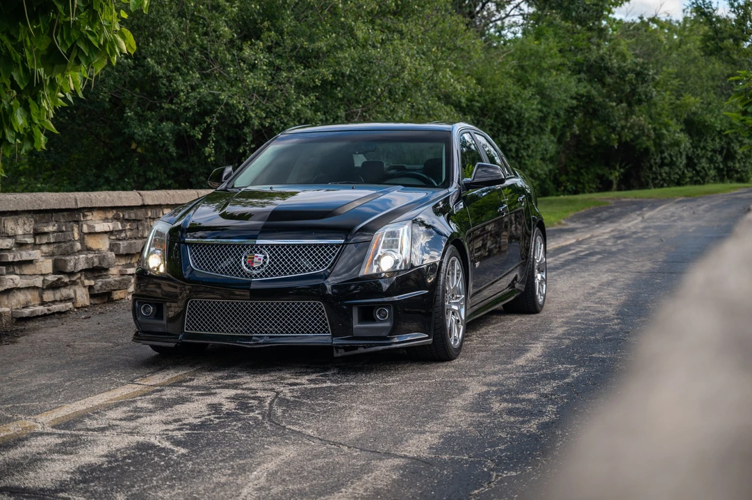 2010 Cadillac CTS-V 2nd Gen - Image 26 of 31