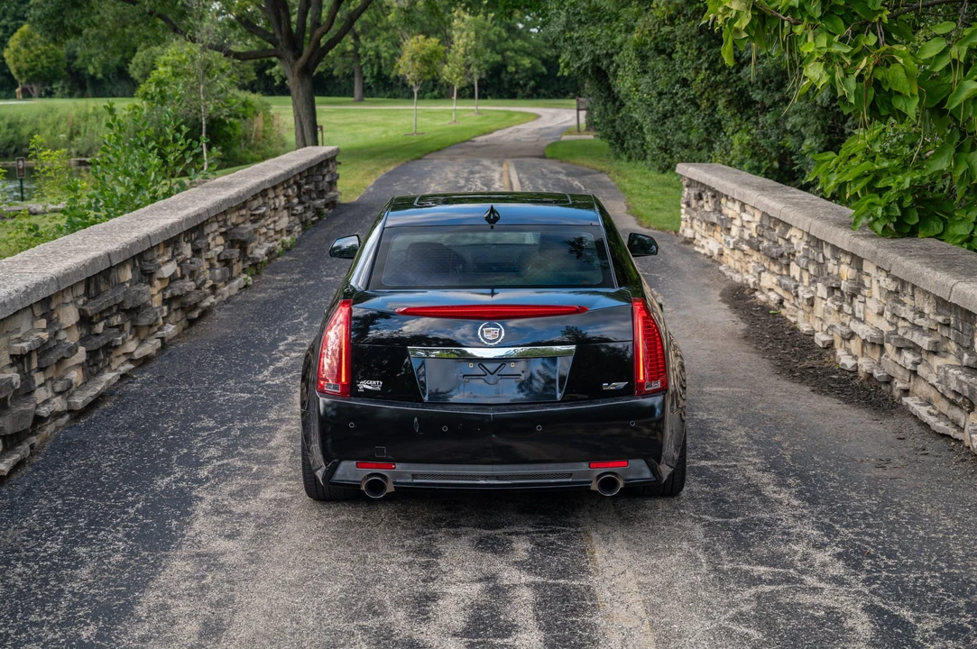 2010 Cadillac CTS-V 2nd Gen - Image 29 of 31