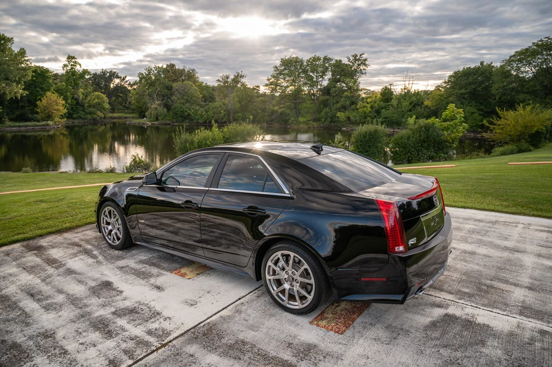 2010 Cadillac CTS-V 2nd Gen - Image 7 of 31