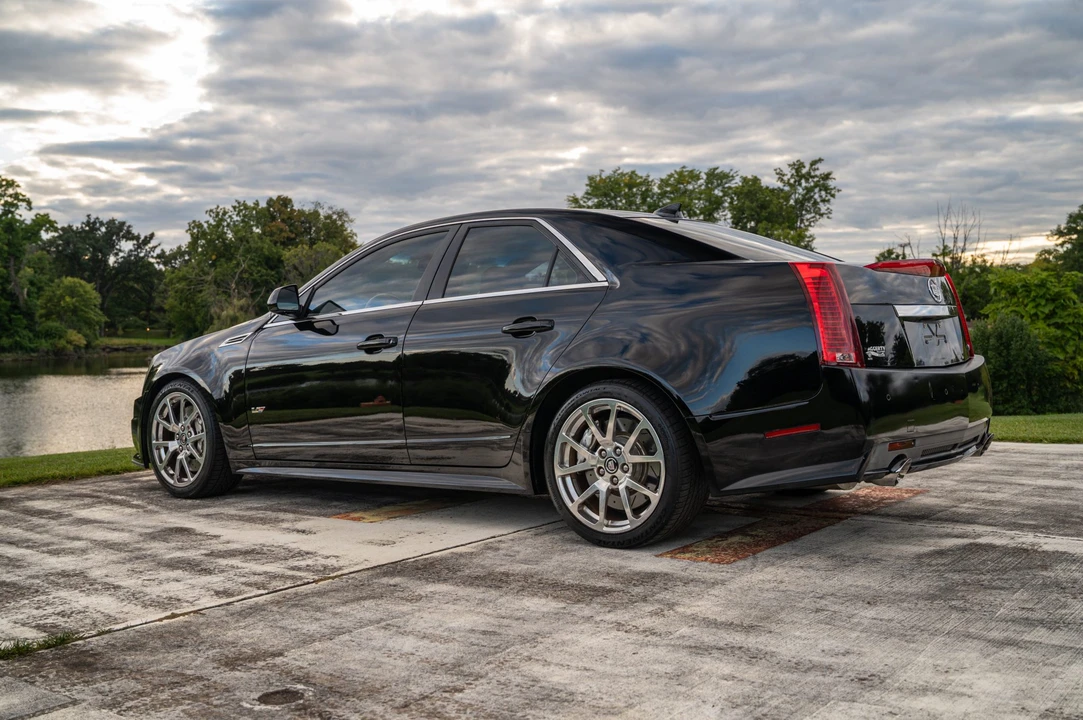 2010 Cadillac CTS-V 2nd Gen - Image 6 of 31