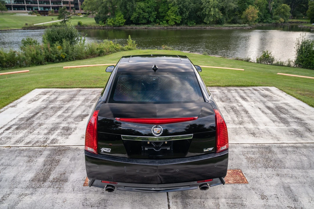 2010 Cadillac CTS-V 2nd Gen - Image 10 of 31