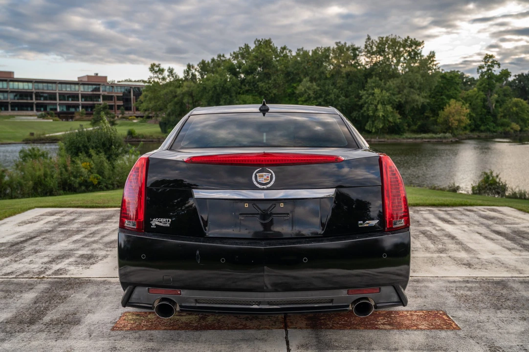 2010 Cadillac CTS-V 2nd Gen - Image 11 of 31