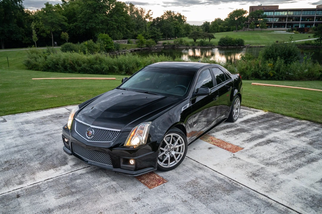2010 Cadillac CTS-V 2nd Gen - Image 4 of 31