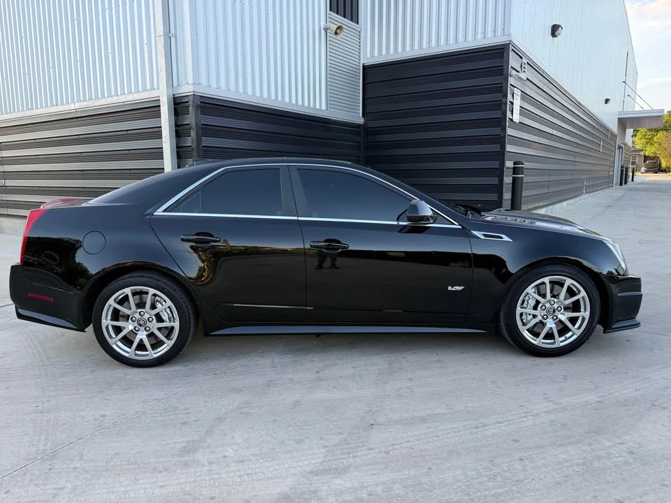 2010 Cadillac CTS-V 2nd Gen - Image 9 of 16