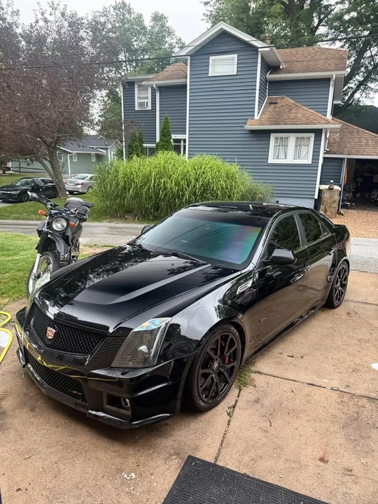 2010 Cadillac CTS-V 2nd Gen - Image 2 of 17