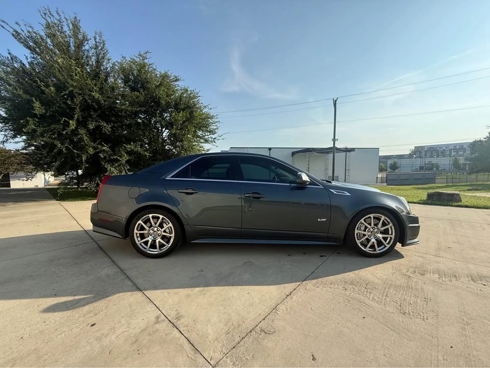 2010 Cadillac CTS-V 2nd Gen - Image 2 of 20