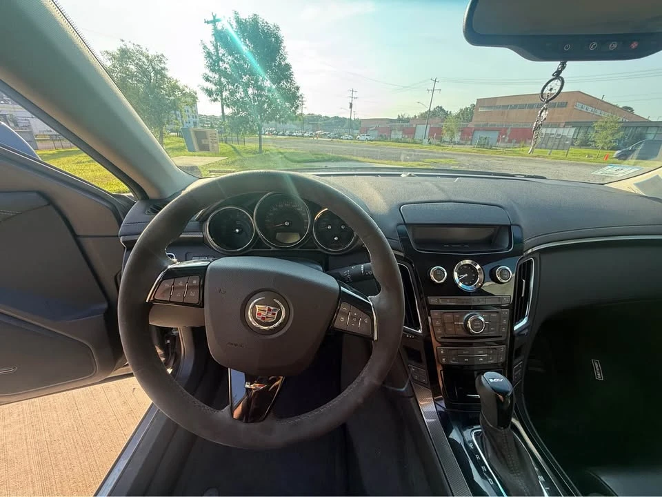 2010 Cadillac CTS-V 2nd Gen - Image 15 of 20