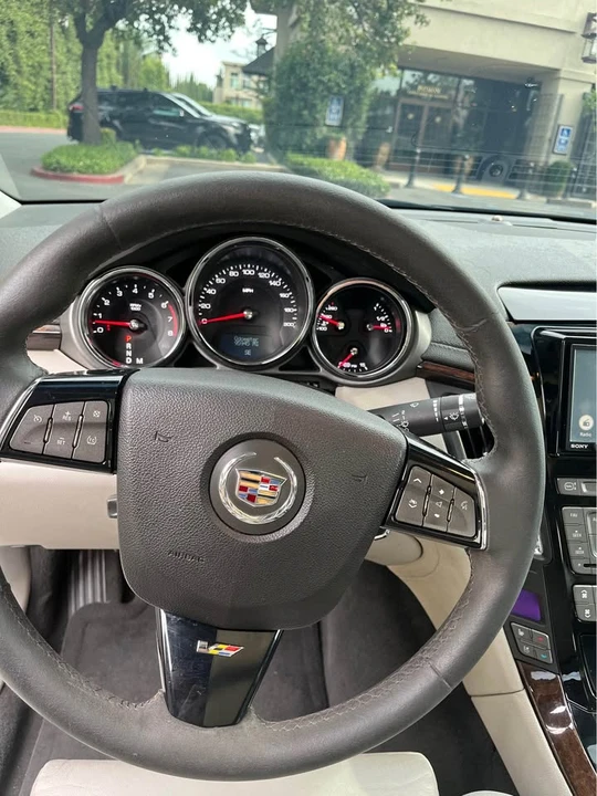 2010 Cadillac CTS-V 2nd Gen - Image 9 of 14