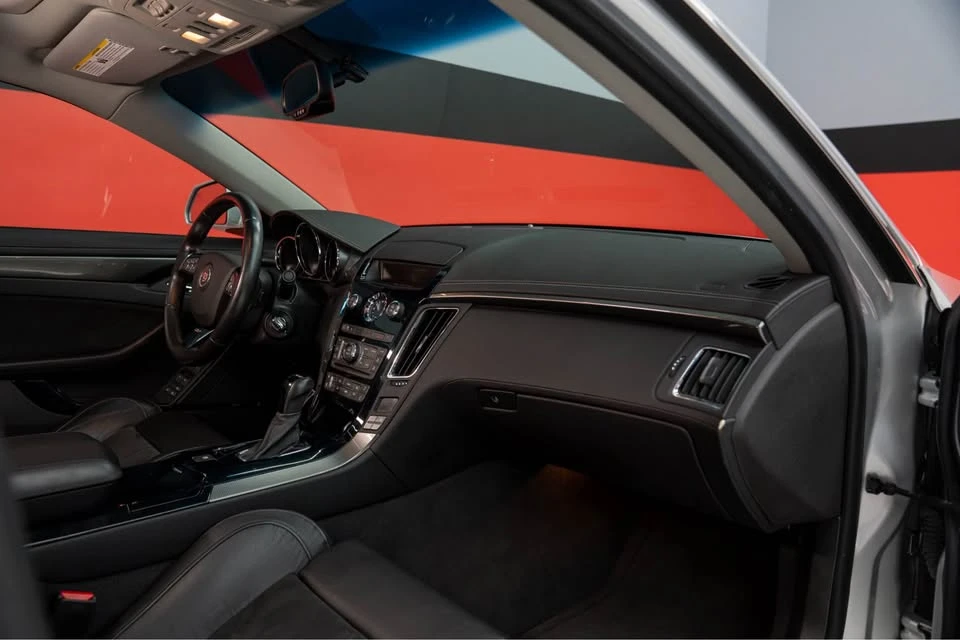 2010 Cadillac CTS-V 2nd Gen - Image 18 of 20