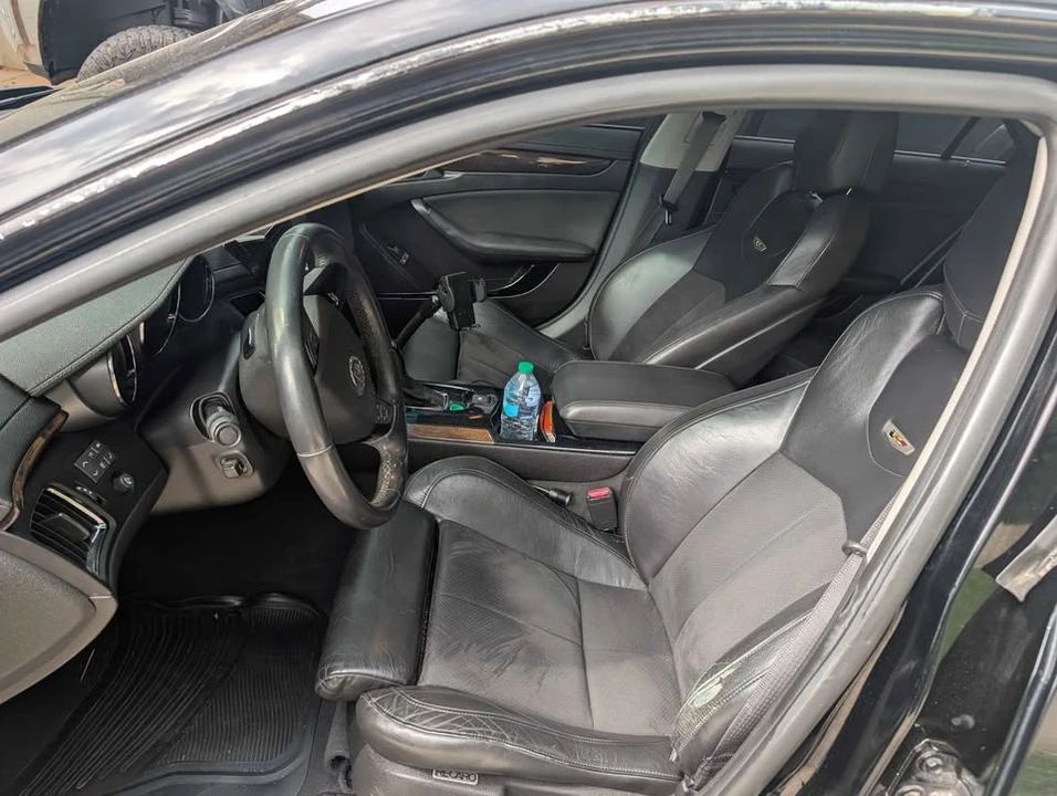 2010 Cadillac CTS-V 2nd Gen - Image 5 of 6