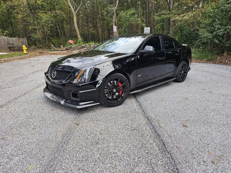 2010 Cadillac CTS-V 2nd Gen - Image 2 of 9