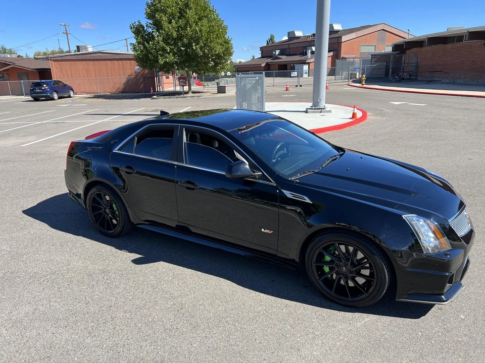 2010 Cadillac CTS-V 2nd Gen - Image 21 of 31