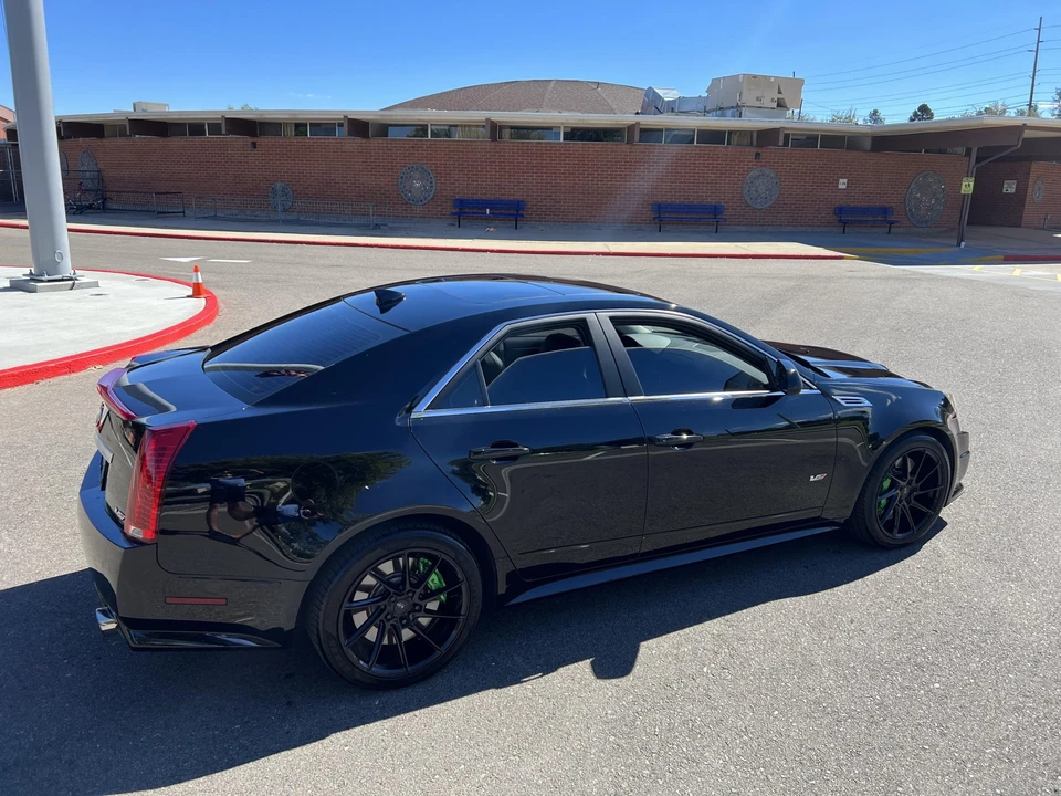 2010 Cadillac CTS-V 2nd Gen - Image 18 of 31