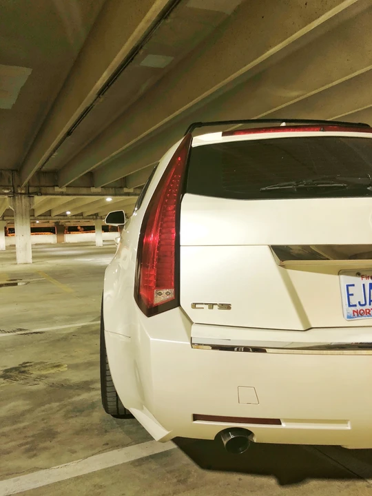 2010 Cadillac CTS 2nd Gen - Image 10 of 31