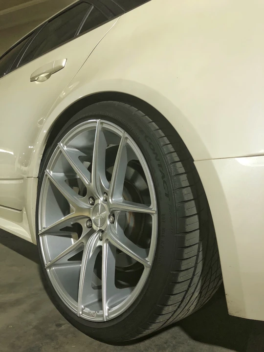 2010 Cadillac CTS 2nd Gen - Image 19 of 31