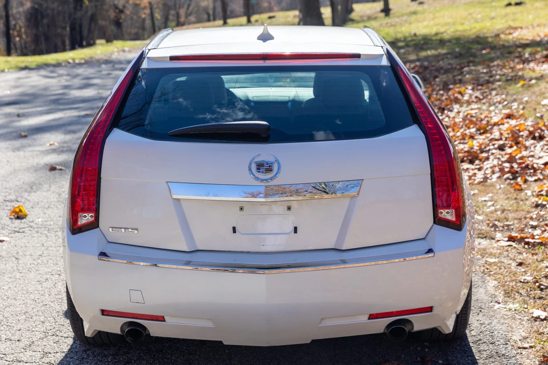 2010 Cadillac CTS 2nd Gen - Image 11 of 31