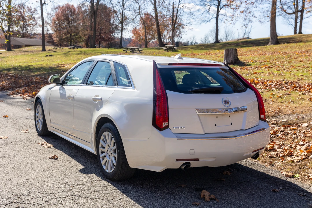 2010 Cadillac CTS 2nd Gen - Image 8 of 31