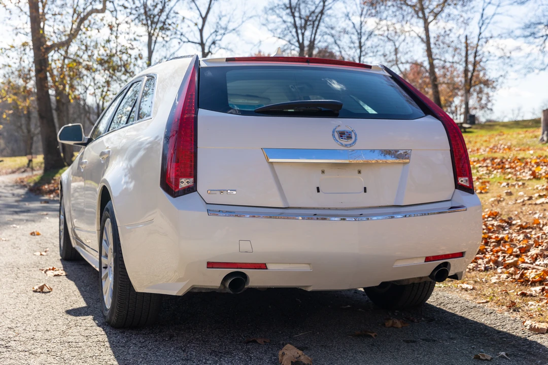 2010 Cadillac CTS 2nd Gen - Image 10 of 31