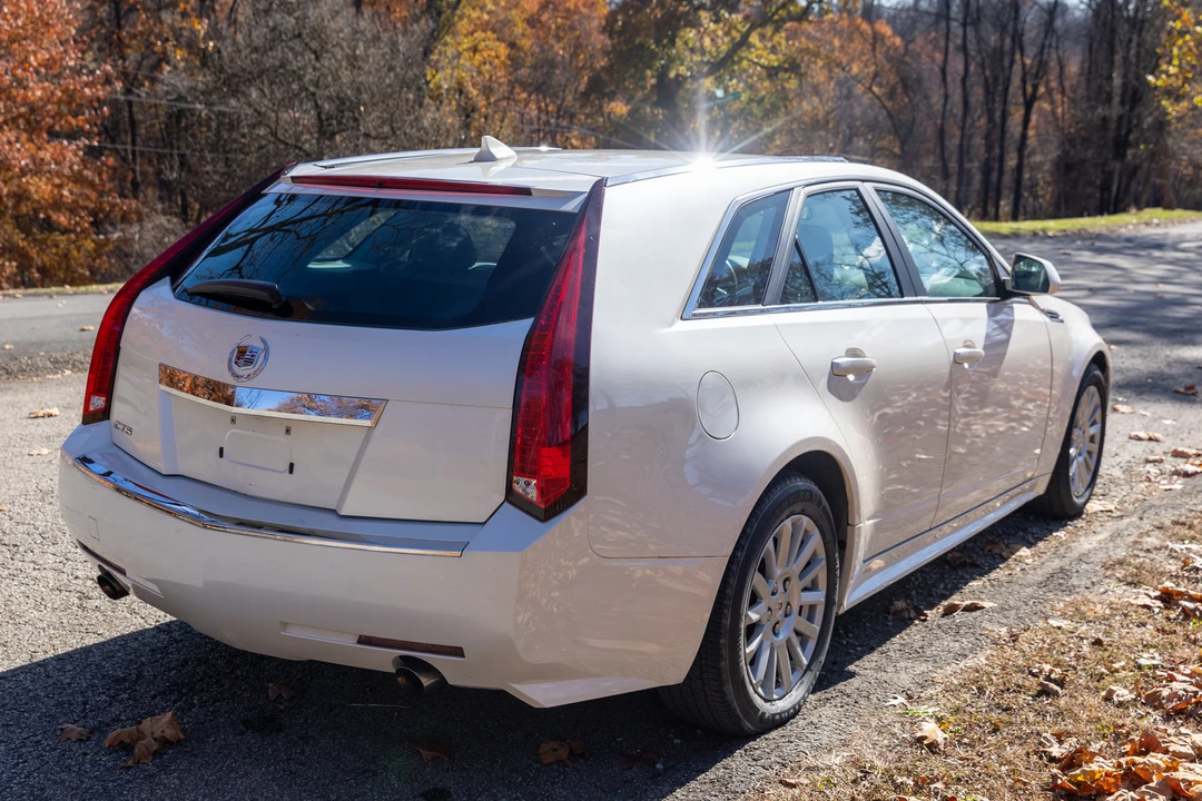 2010 Cadillac CTS 2nd Gen - Image 14 of 31